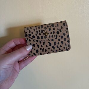 Universal Threads Wallet